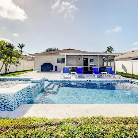 Naples Vacation Home Private Pool And Hot Tub!
